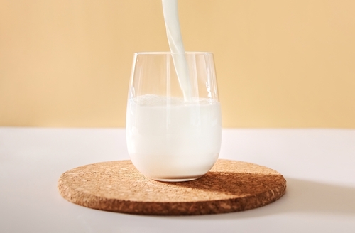 Les avantages et les inconvénients du lait sans lactose