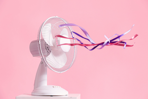 Symptômes prémenstruels : bouffées de chaleur et sudation excessive