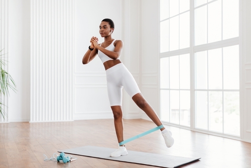 Top raisons d’adopter les exercices de full body chez vous