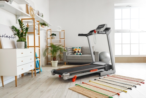 Faites grimper votre fréquence cardiaque : les meilleurs exercices cardio à faire chez soi