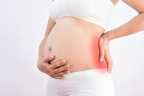 Maux de dos et grossesse : comment se sentir mieux