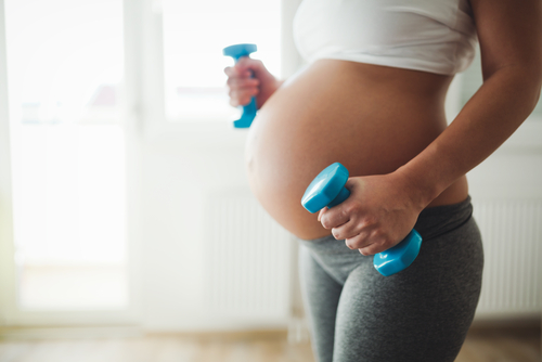 Continuer le sport pendant la grossesse : conseils et avantages